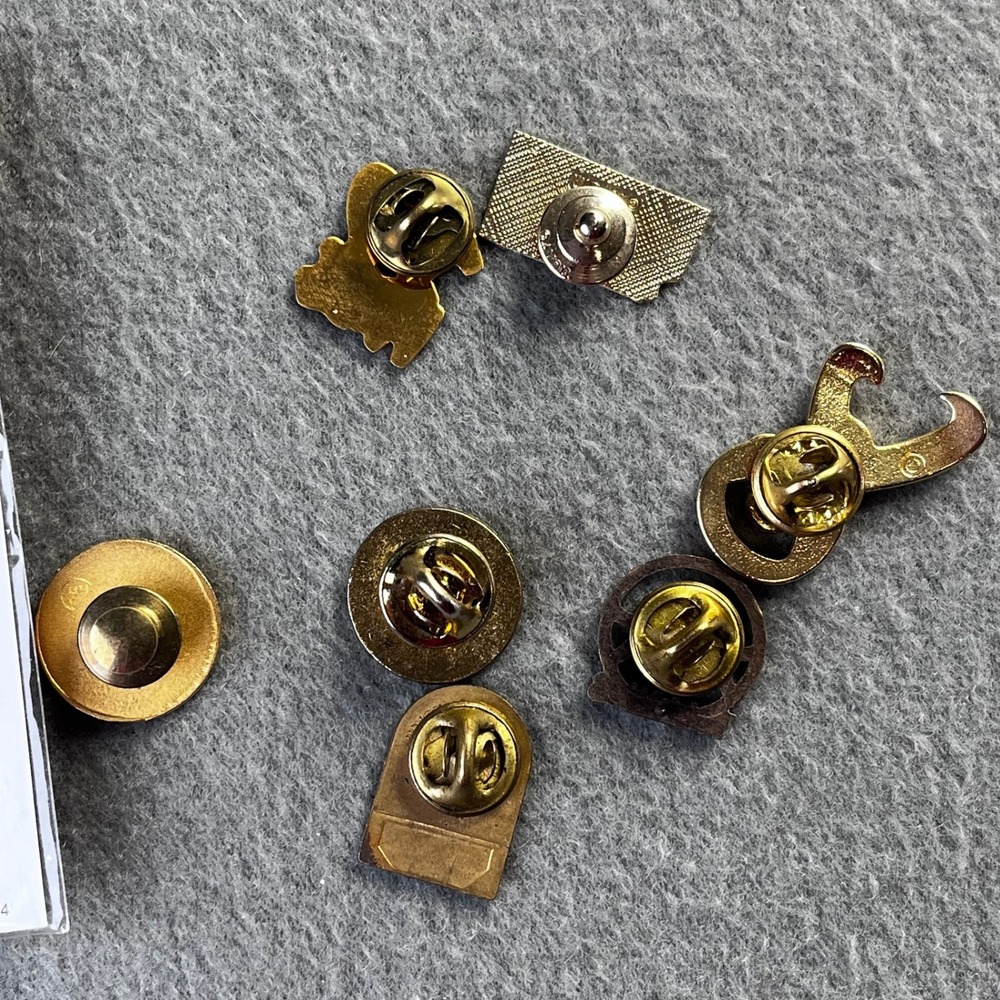 VTG Mixed Lapel Pin Lot American Heart Association United Way NEA Enamel Small - Picture 9 of 9